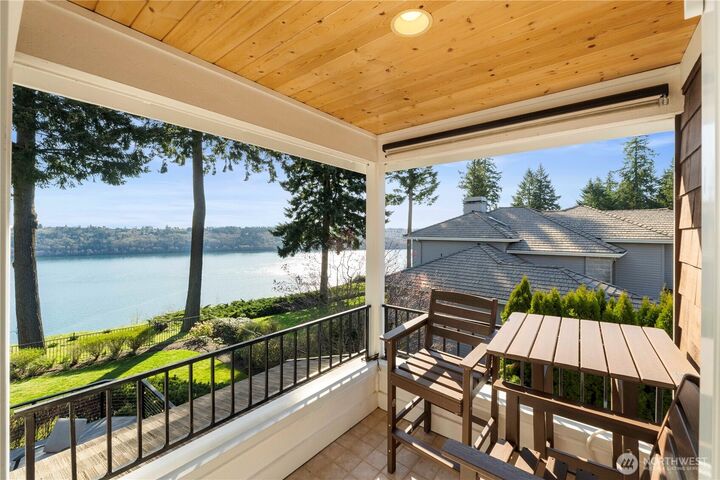 Property Photo:  3307  9th Avenue Ct NW  WA 98335 