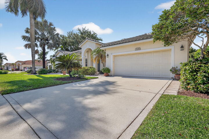 Property Photo:  9239 Emily Circle  FL 33467 