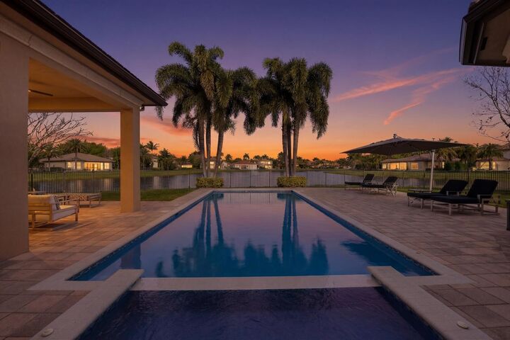 Property Photo: 16919 Crown Bridge Drive FL 33446