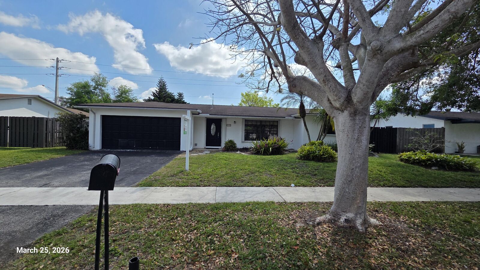Property Photo: 5110 SW 101st Avenue FL 33328