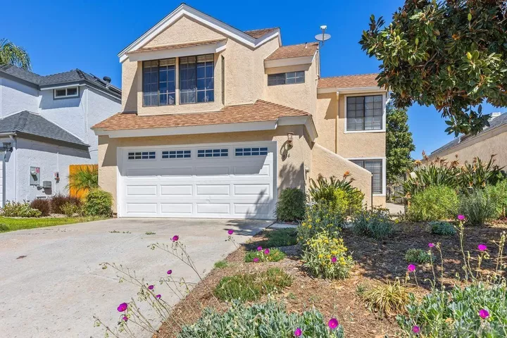 Property Photo:  914 Sendero Ave.  CA 92026 