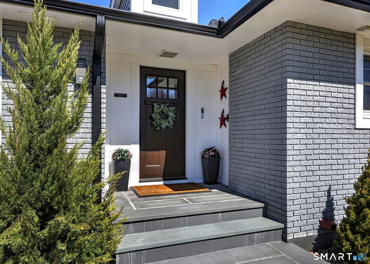 Property Photo:  439 Waverly Road  CT 06484 