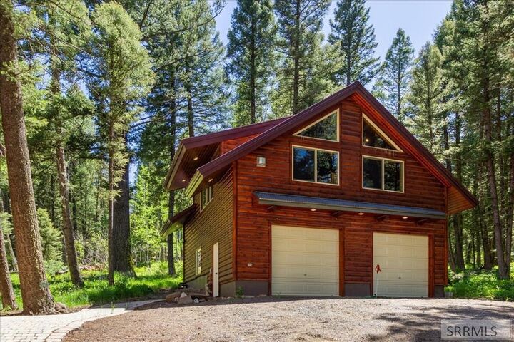 Property Photo:  3626 Meadow View Lane  ID 83429 