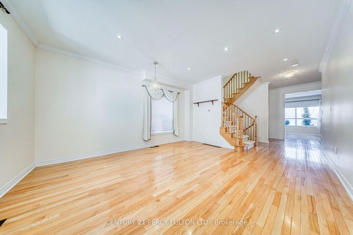 Property Photo:  117 Maroon Drive  ON L4E 5B7 