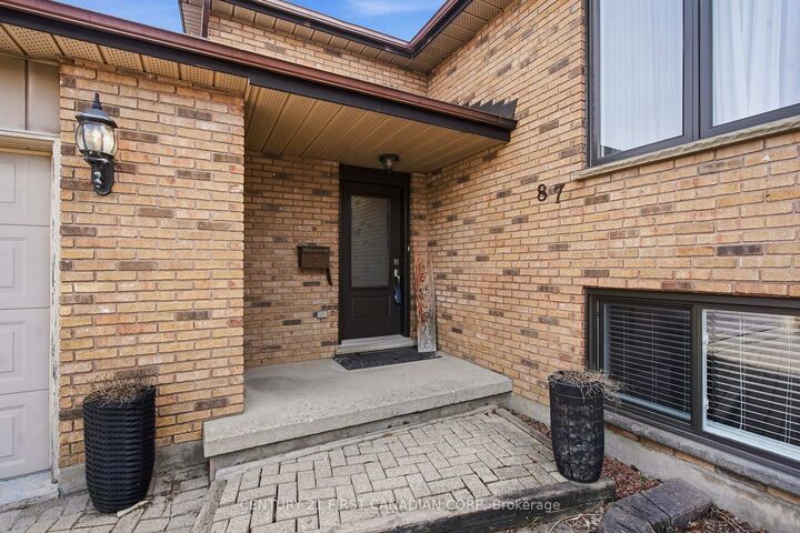 Property Photo:  87 Grieve Place  ON N6E 3C9 