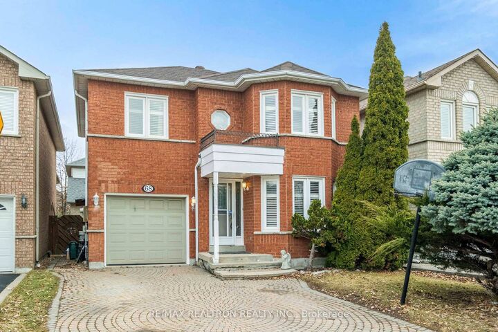 Property Photo: 68 Lavender Place ON L4L 9B3