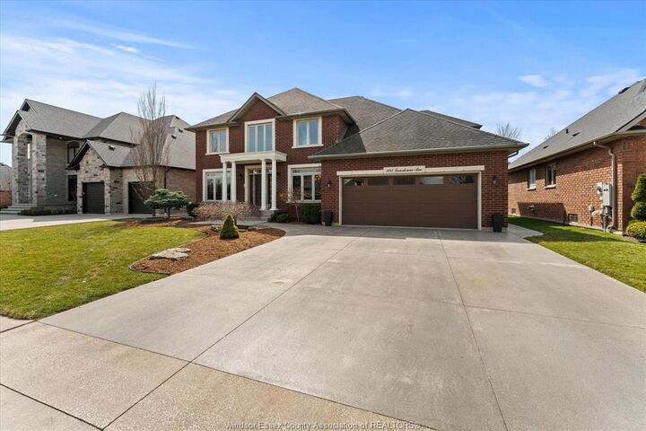 Property Photo:  1685 Lansdowne Avenue  ON N9J 3X8 