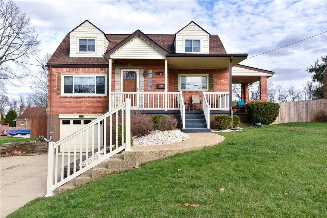 Property Photo: 4721 Lolly Dr PA 15146