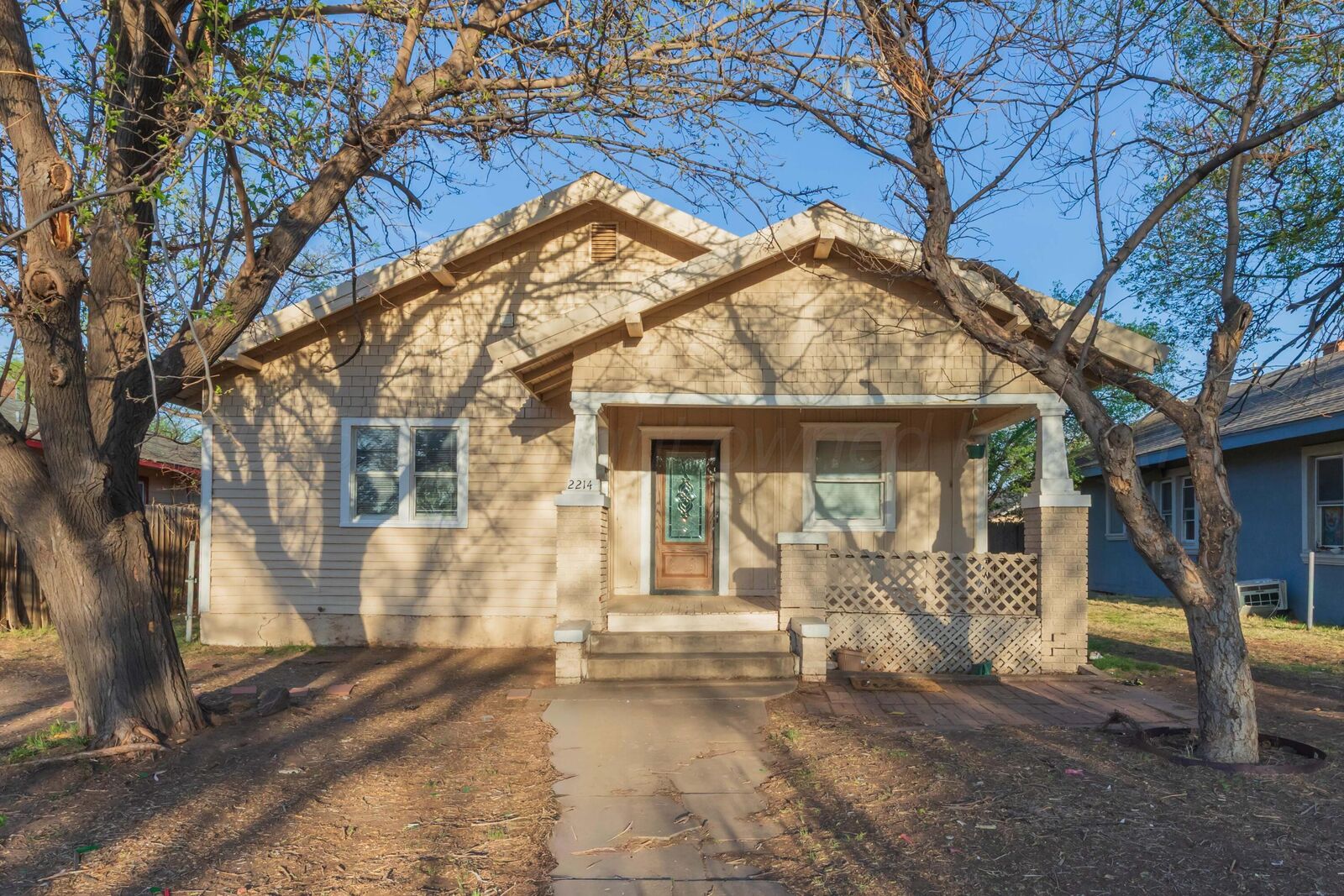 Property Photo:  2214 S Taylor Street  TX 79109-2660 