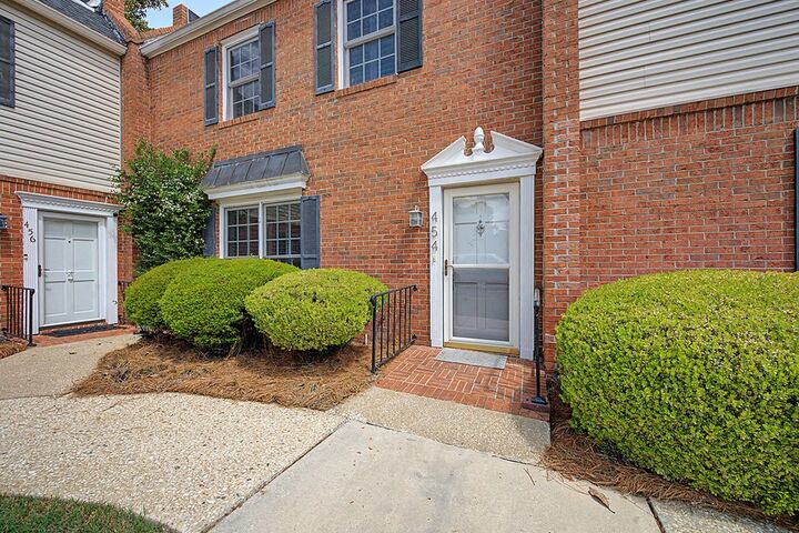 Property Photo: 454 Kingswood Court GA 31707