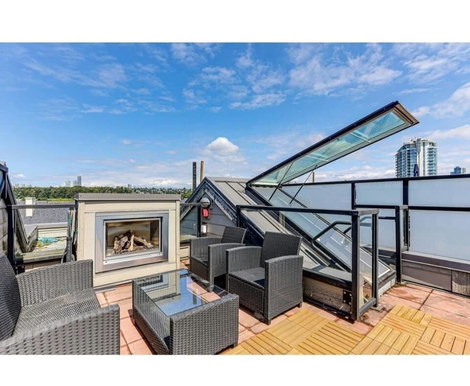 Property Photo:  230 Salter Street 5  BC V3M 0G1 