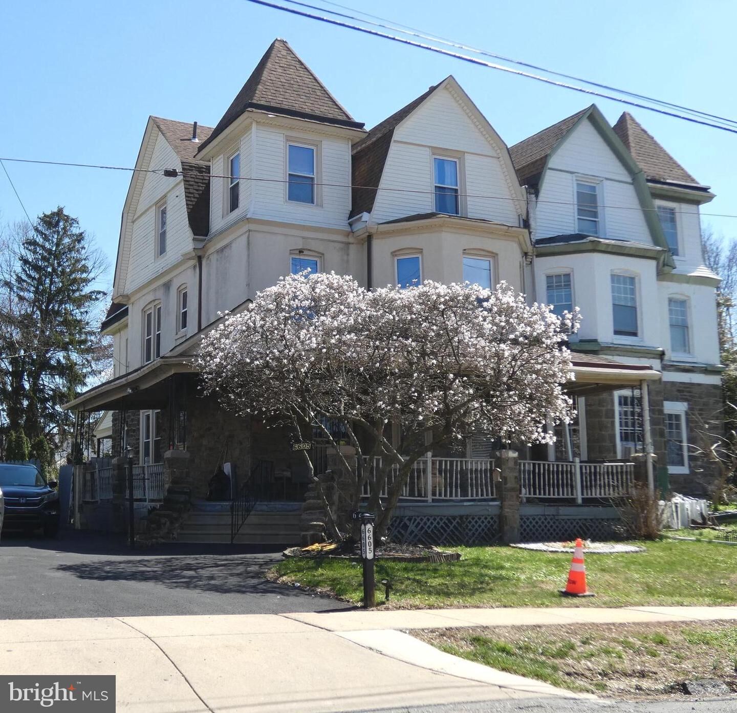 Property Photo:  6605 N 7th Street  PA 19126 