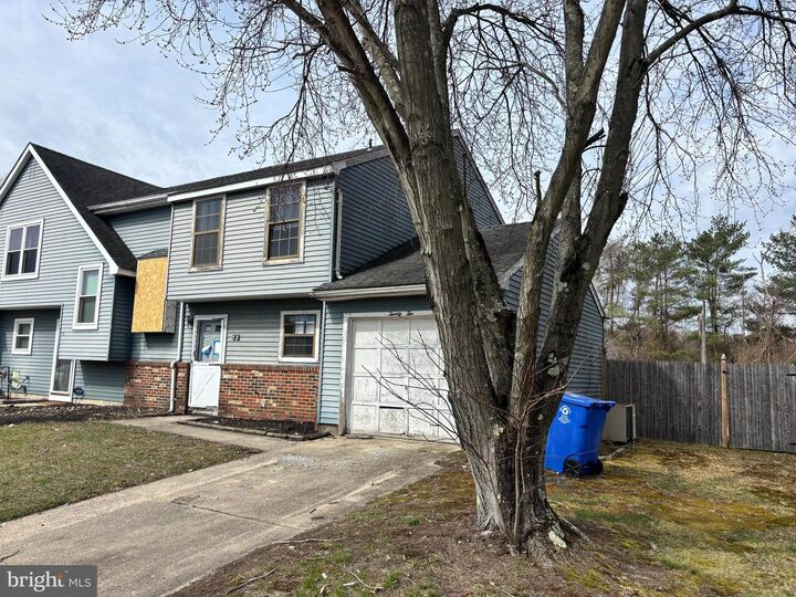 Property Photo:  22 Greenwich Drive  NJ 08060 