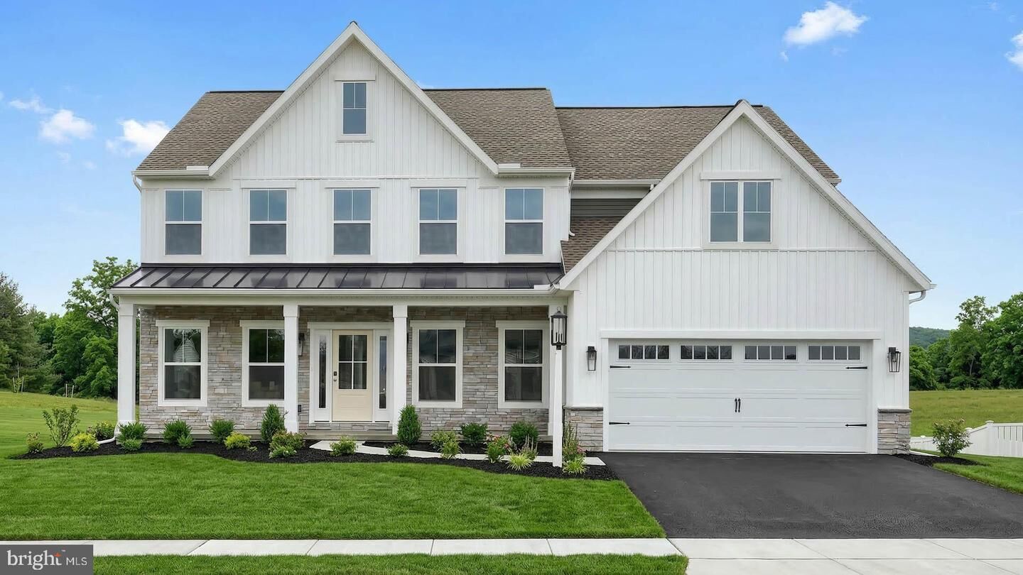 Property Photo:  1002 Edorma Court  PA 17112 