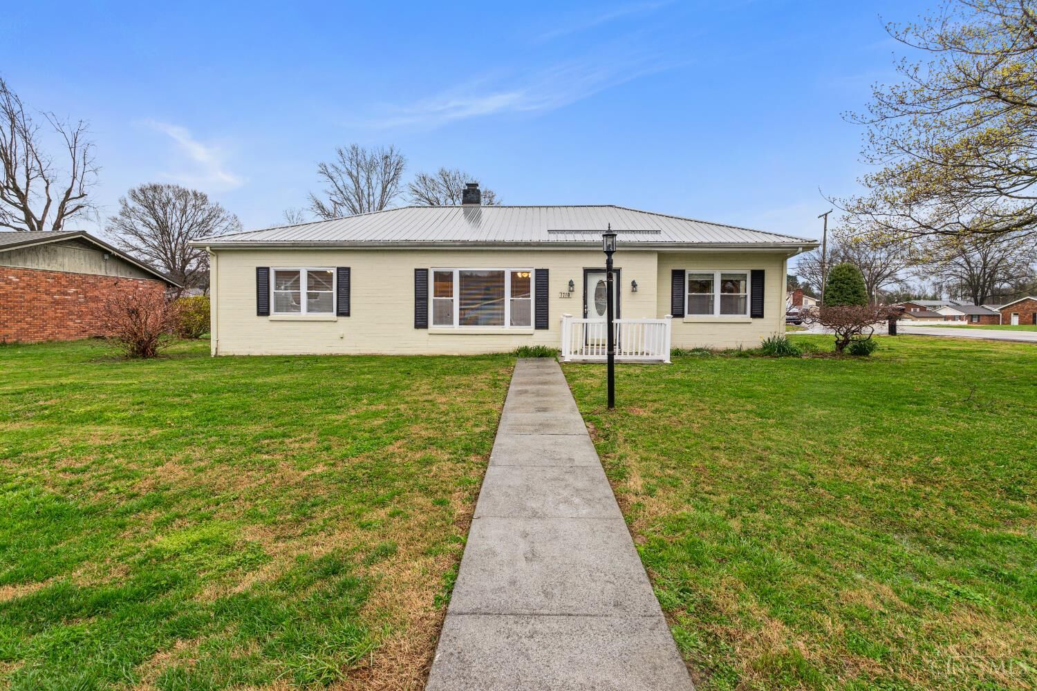 Property Photo: 1710 Ridgeway Road OH 45101