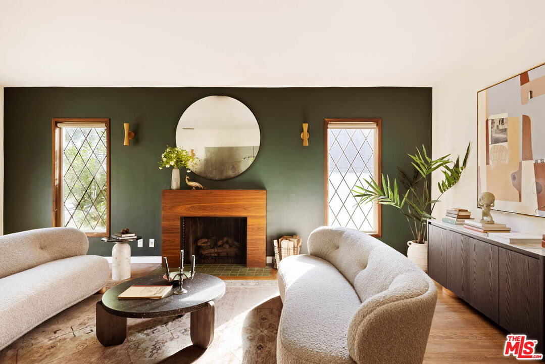 Property Photo:  1529 Raymond Ave  CA 91201 