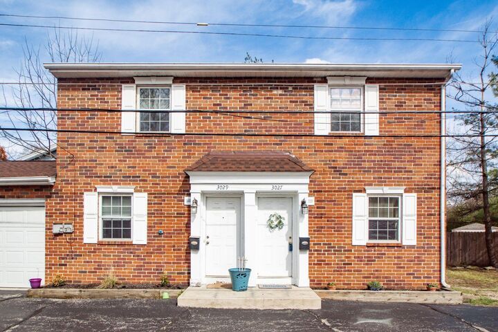 Property Photo: 3027 Sunset Drive OH 43202