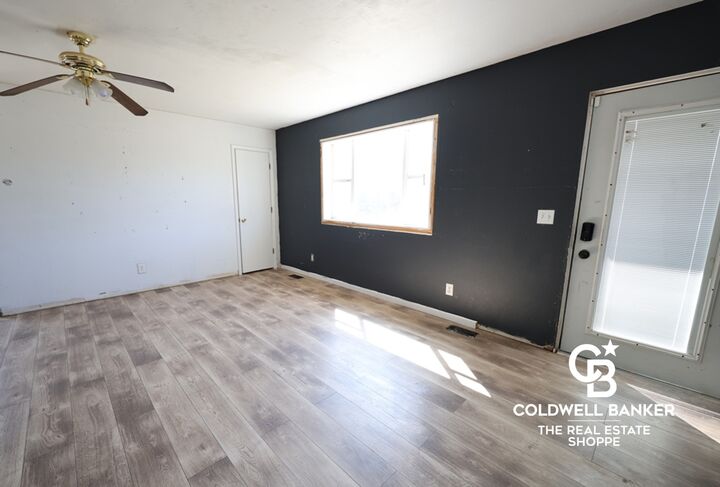 Property Photo:  1605 W Julie Street  KS 67846 