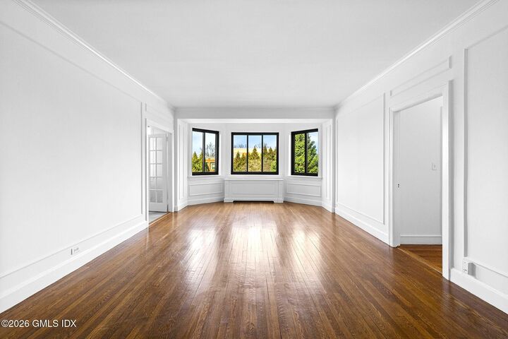 Property Photo:  47 Lafayette Place 2D  CT 06830 