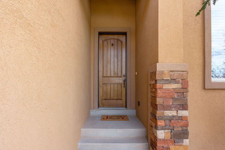 Property Photo:  478 E 1250 N  UT 84721 