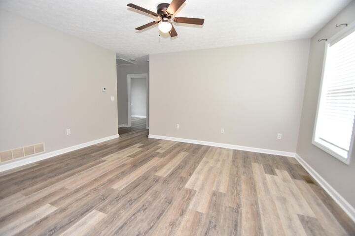 Property Photo: 1229 E Irvine Street KY 40475