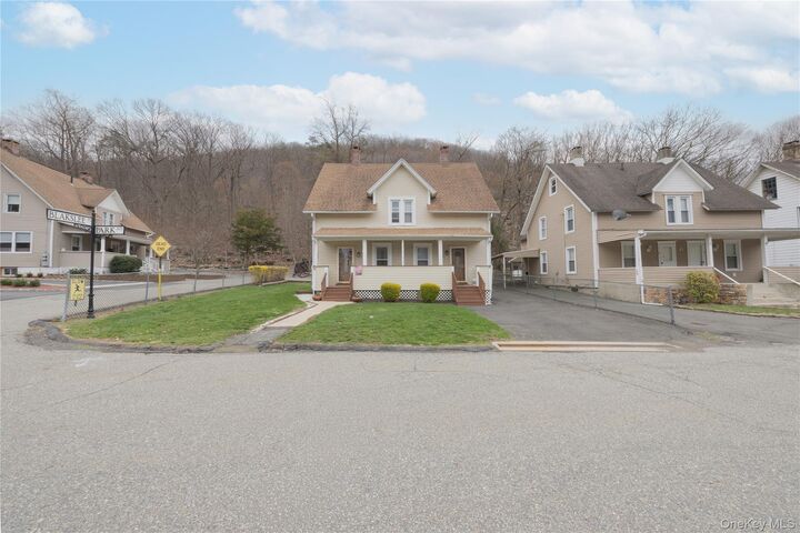 Property Photo:  10 Park Avenue  NY 10931 