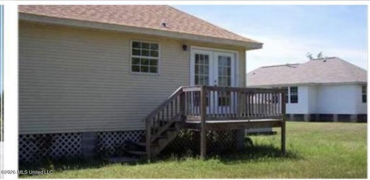 Property Photo: 6 Laudeac Court MS 39571