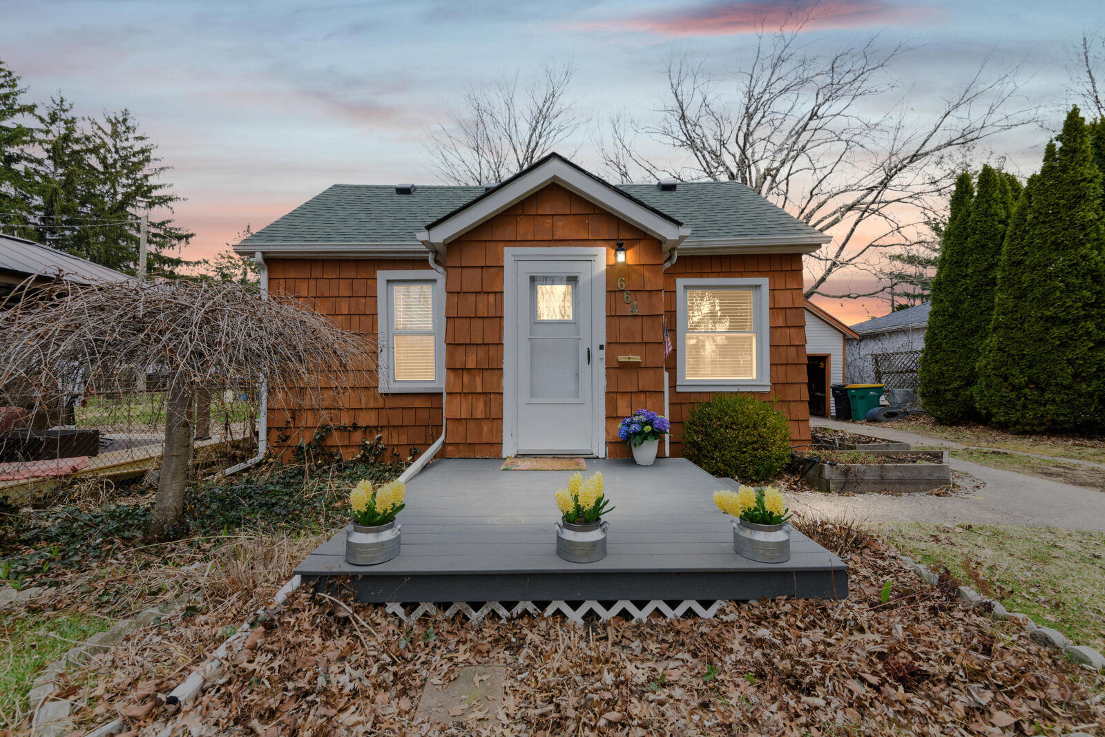 Property Photo:  664 Riverbank Street  MI 48192 