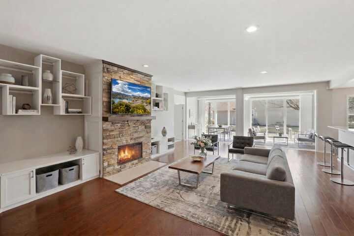 Property Photo:  12304 Arlington Drive  IL 60142 