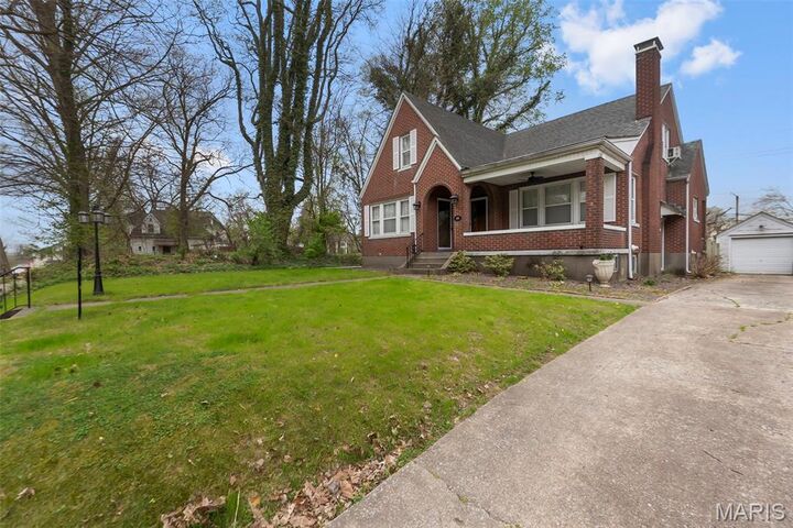 Property Photo:  433 Marie Street  MO 63701 