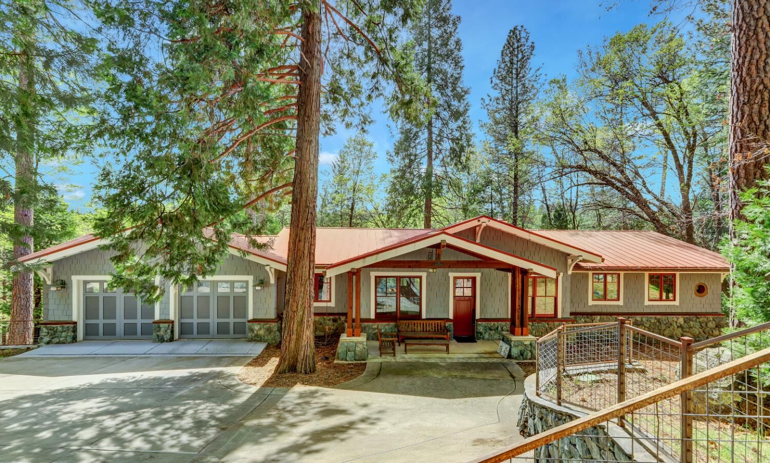 Property Photo:  464 Monroe Street  CA 95959 