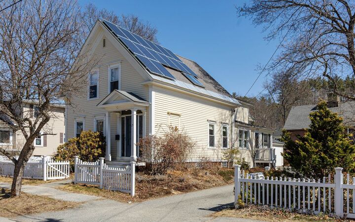 Property Photo:  29 Grant Street  NH 03431 