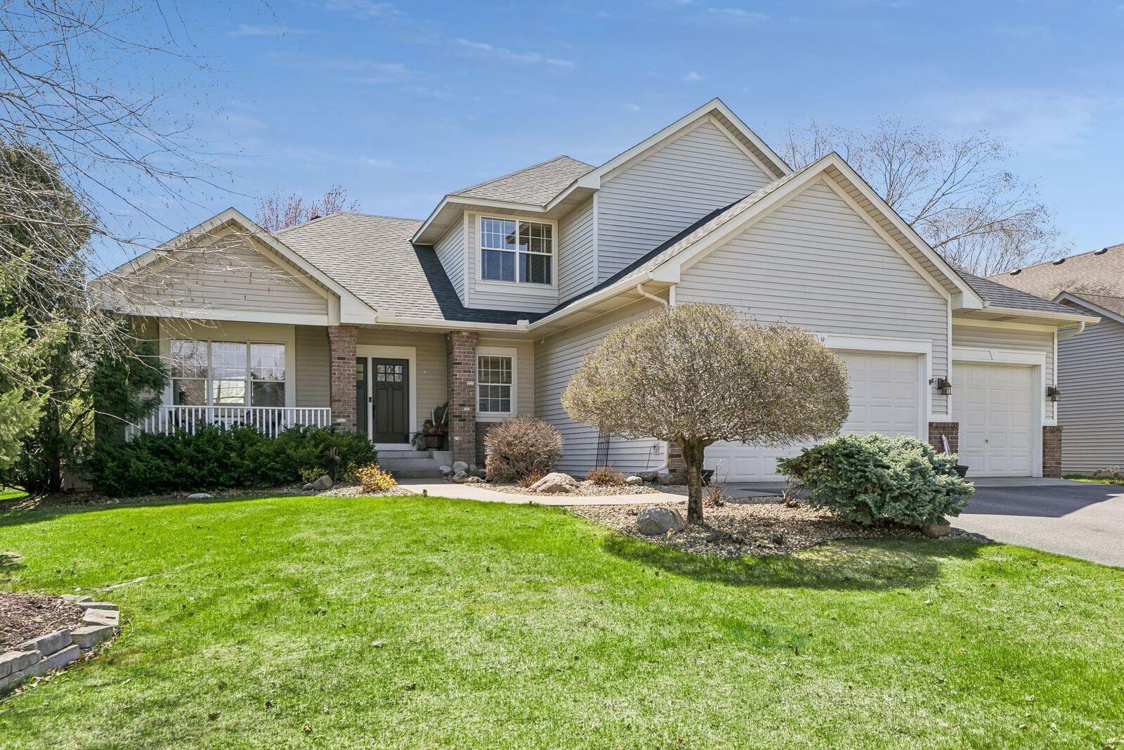 Property Photo:  758 Heron Avenue N  MN 55128 