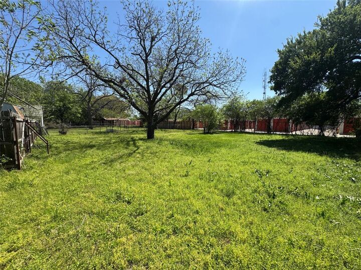 Property Photo:  730 Sunset Drive  TX 75061 