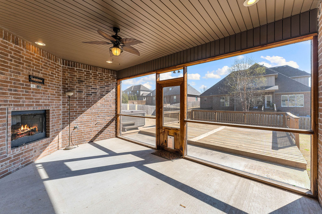 Property Photo: 2512 S Horizon Boulevard AR 72758