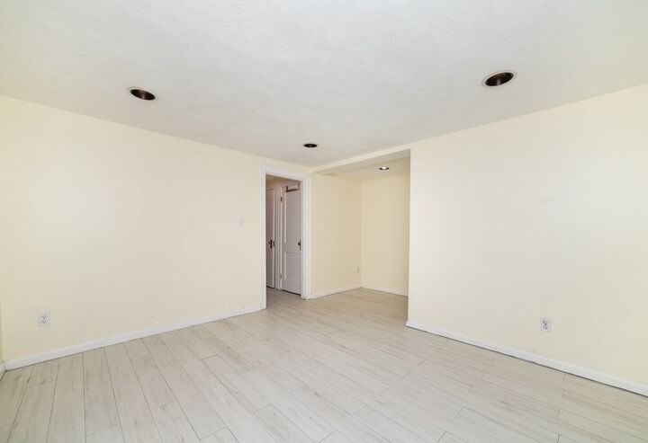 Property Photo:  465 Revere Beach Blvd B2  MA 02151 