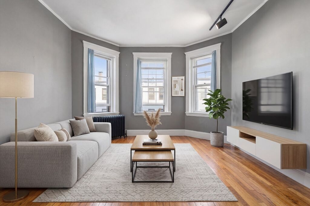 Property Photo:  1572 Commonwealth Ave 8  MA 02135 