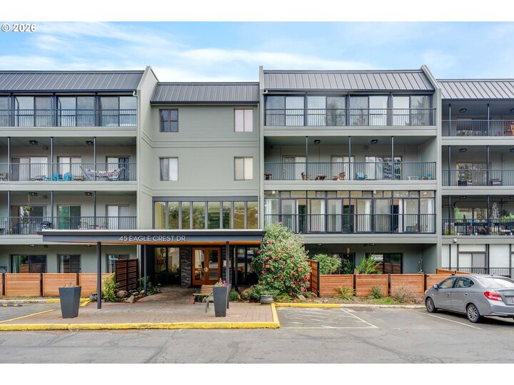 2 bed Lake Oswego home for sale: 45 Eagle Crest Dr 311, Lake Oswego, OR ...