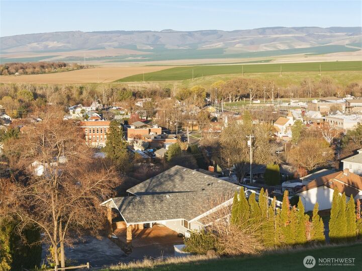 Property Photo:  226  Balm Avenue  OR 97862 