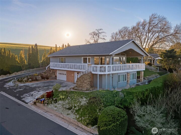 Property Photo:  226  Balm Avenue  OR 97862 