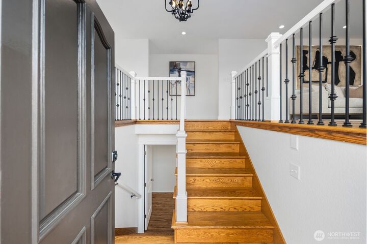 Property Photo:  17909  73rd Avenue W  WA 98026 