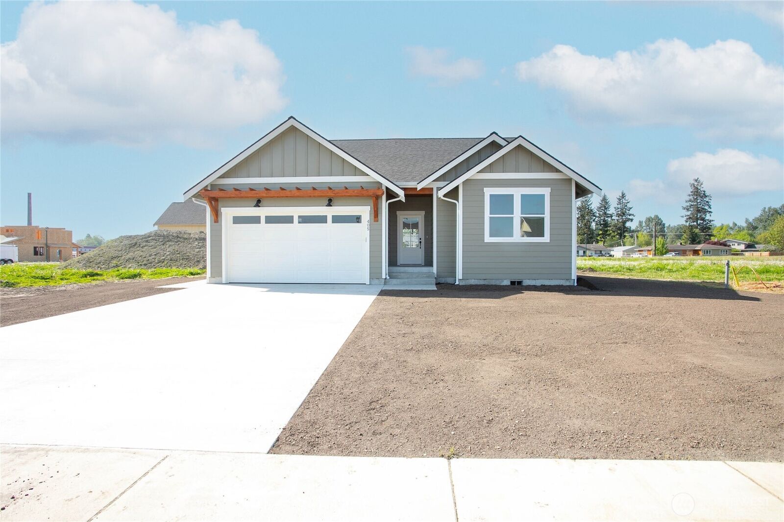 Property Photo: 405 W 4th Street WA 98247