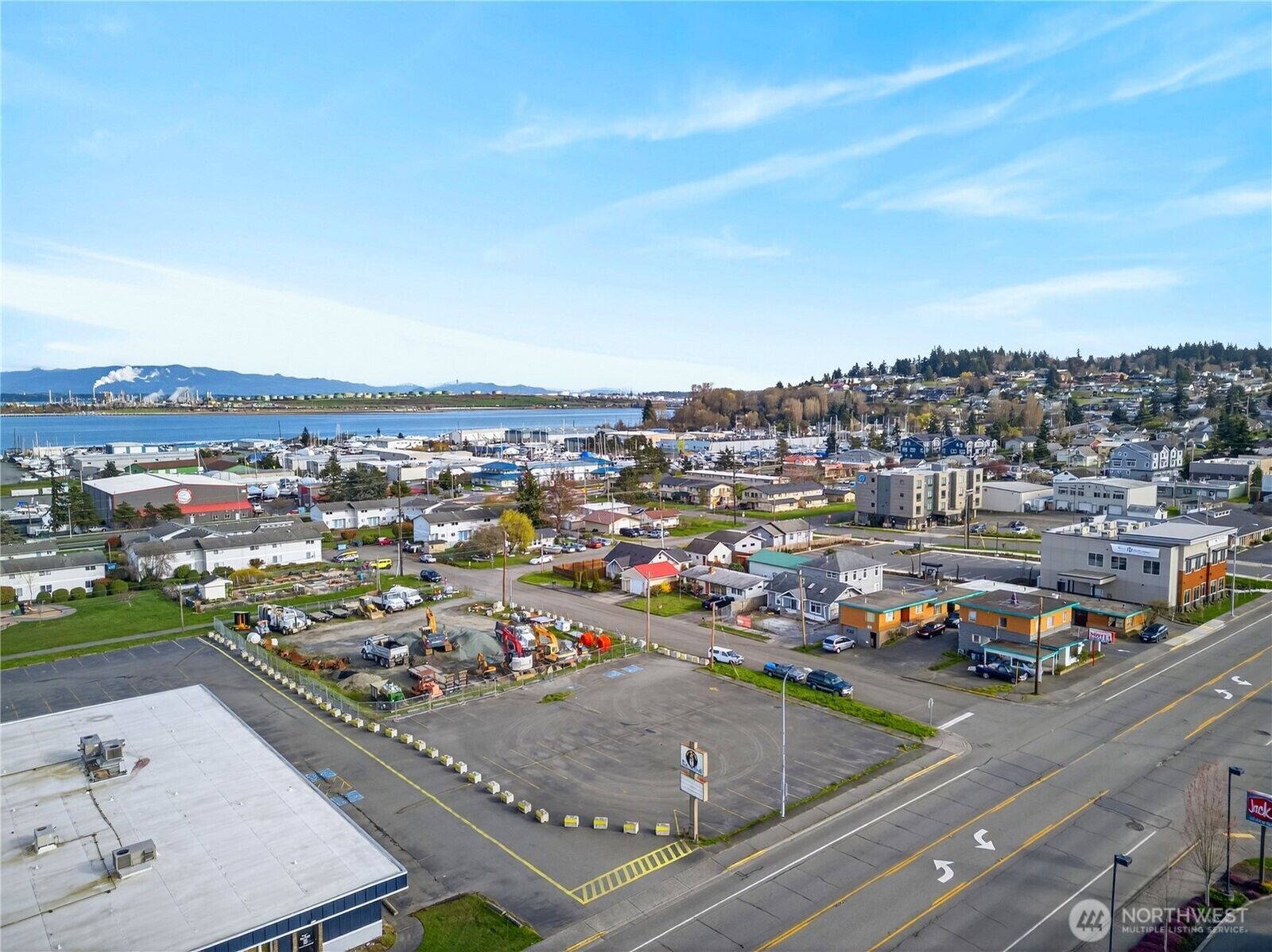 Property Photo: 2821 Commercial Avenue WA 98221