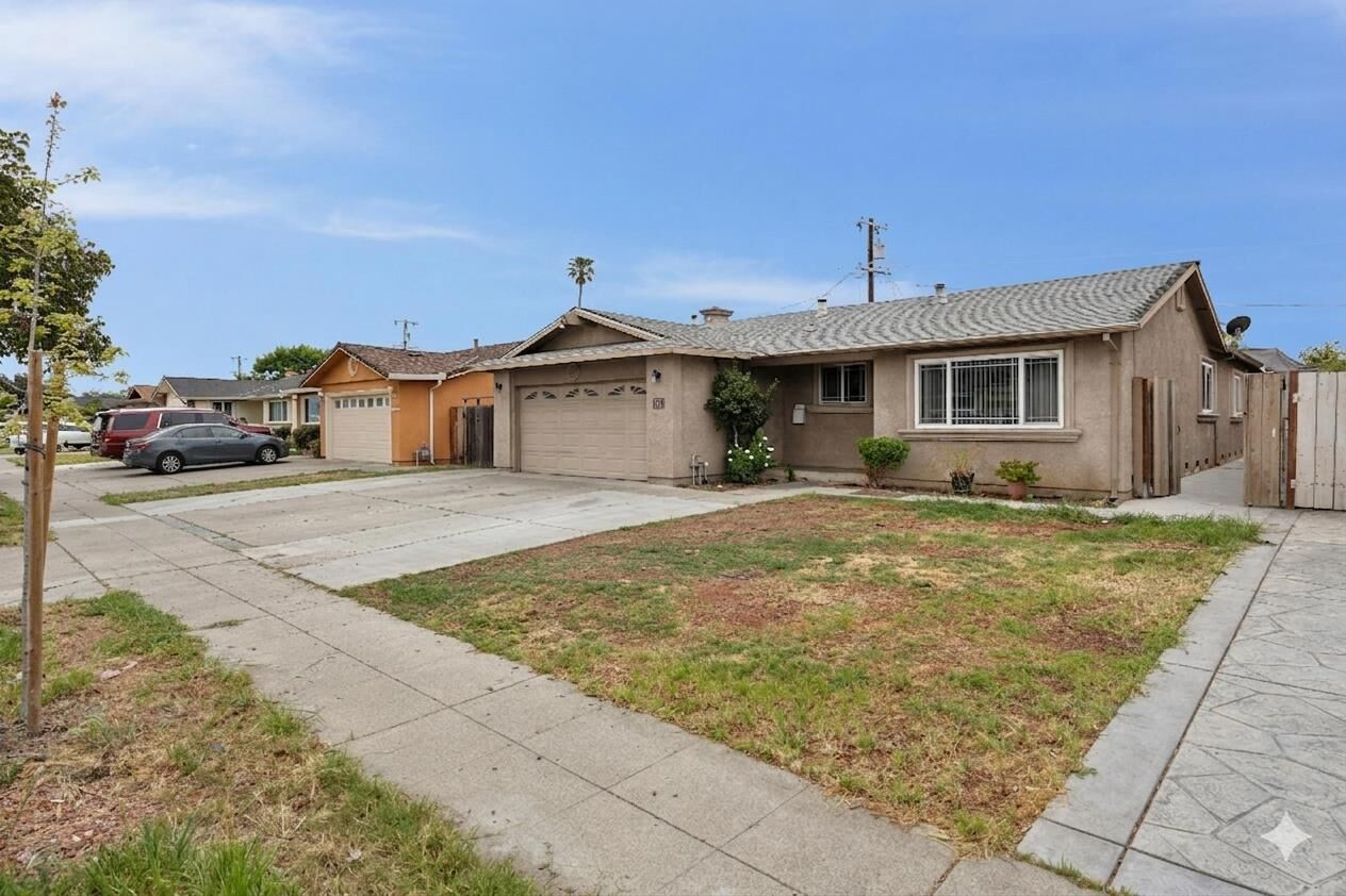 Property Photo:  1511 Chabot Way  CA 95122 