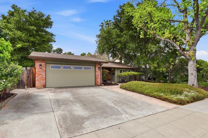 Property Photo:  939 Poplar Avenue  CA 94086 