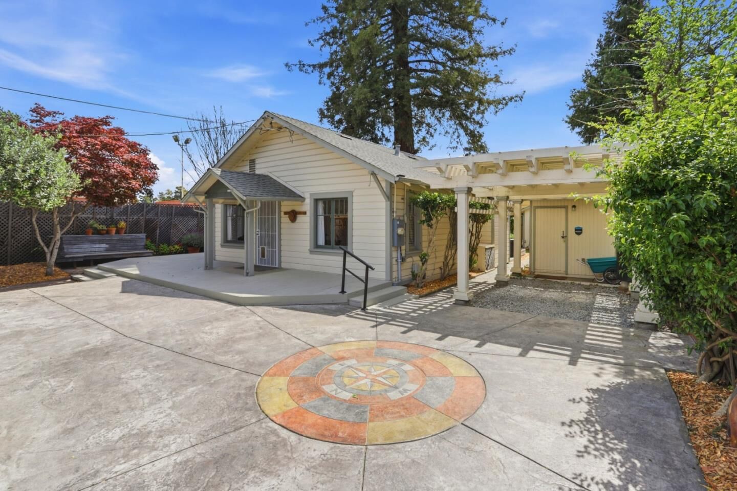 Property Photo:  119 Kennan Street  CA 95060 
