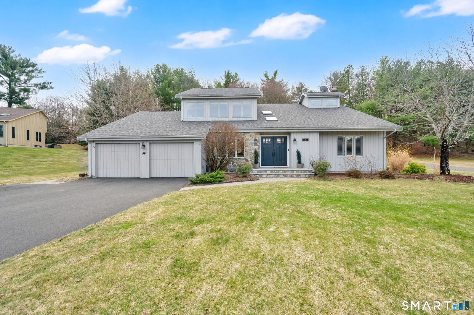 Property Photo:  56 Falcon Lane  CT 06033 