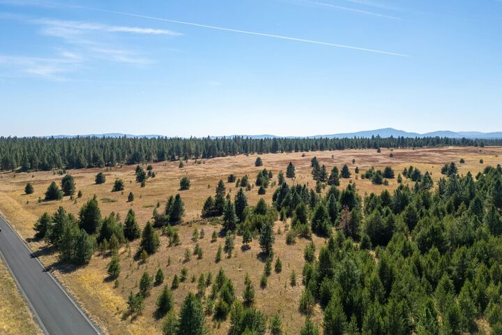 Property Photo:  Nka E Slaton Rd Lot 37  WA 99006 