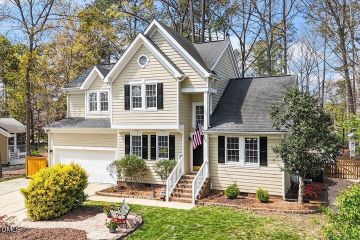 Property Photo: 105 E Seve Court NC 27560