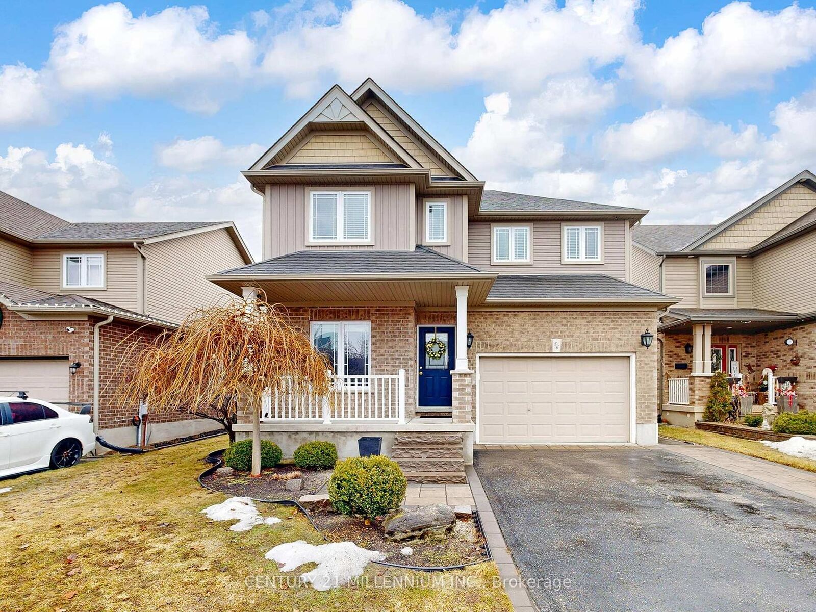 Property Photo:  56 Irwin Crescent  ON L9R 0G6 